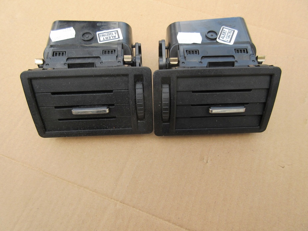 фото №1, Ford kuga mk1 решётка обдув левая правая