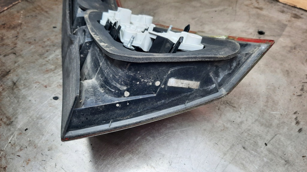 фото №4, Лампа задня задня ліва volvo v50 04-07r