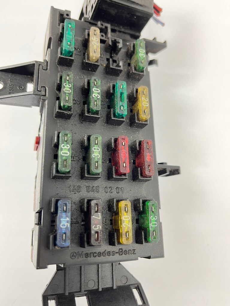 фото №6, Коробка предохранителей корпус mercedes w140 c140 1405450201 1405454840