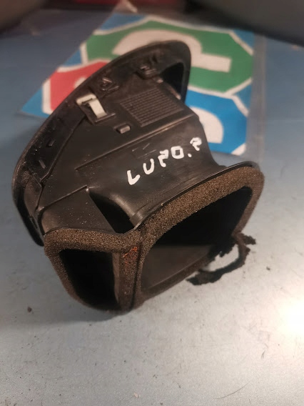 фото №7, Правая решётка обдув vw lupo