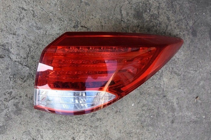 фото №1, Hyundai i40 kombi лампа задня