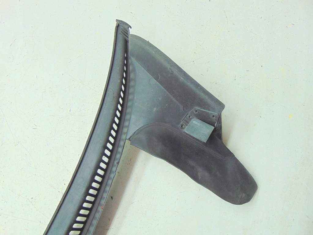 фото №8, Vw phaeton 3.0 04r жабо пластиковый корпус