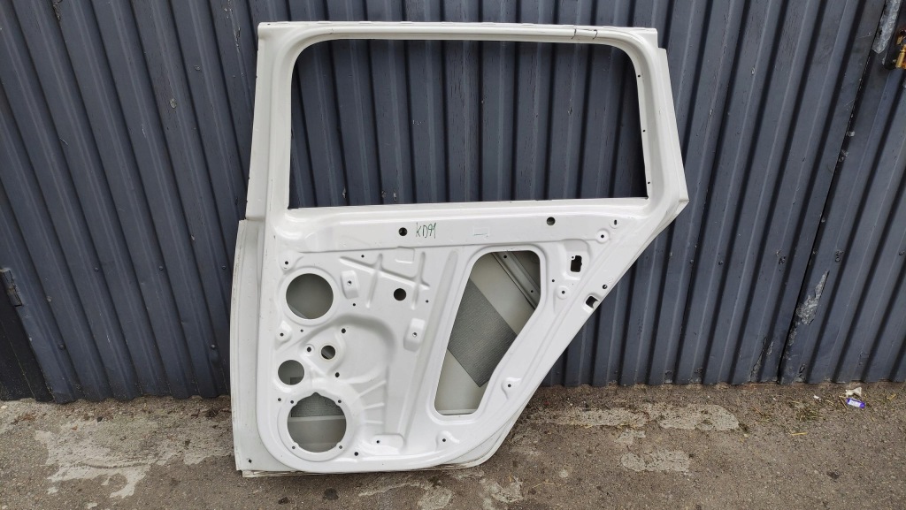 фото №6, Skoda octavia iii kombi дверь правый задняя 5e9833312