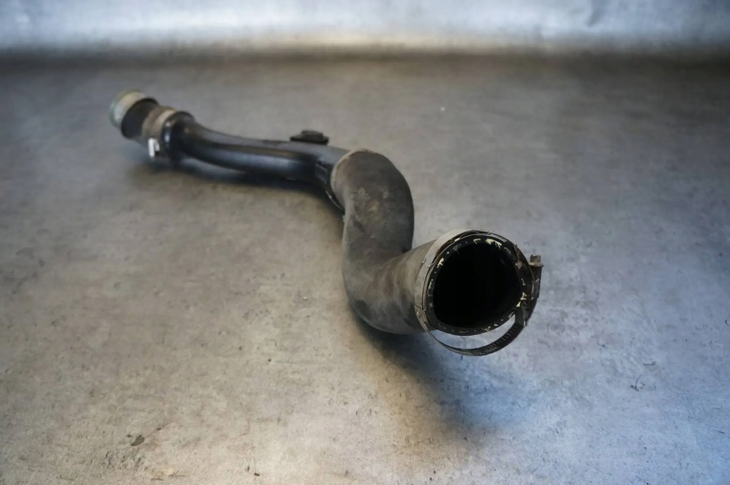 фото №5, Трубка шланг повітря інтеркулер турбіни audi tt 8j 8j0145762j