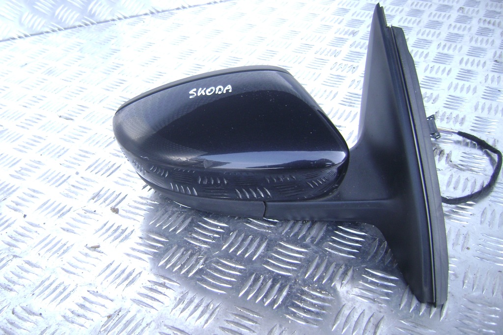 фото №1, Skoda rapid toledo iv - зеркало правое 5 pinów