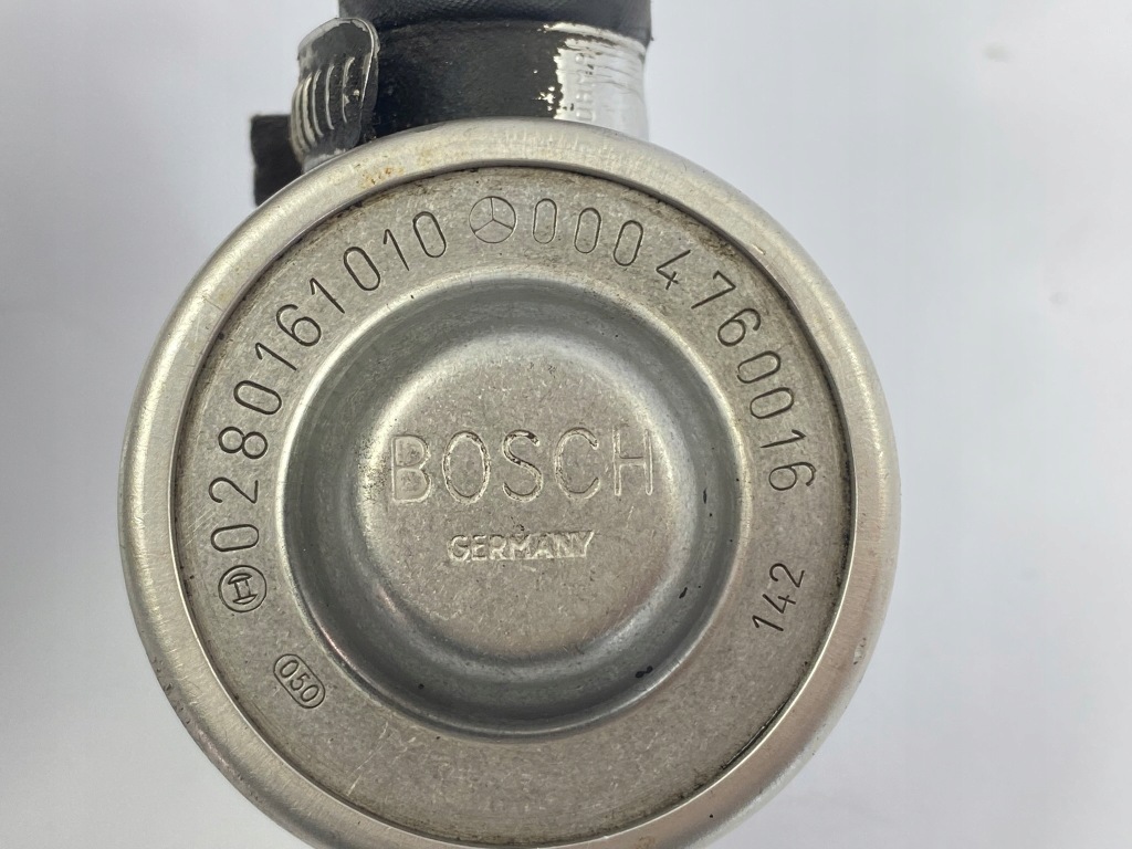 Гаситель давления впрыска топлива mercedes r107 w123 0004760016 0280161010 в Украине