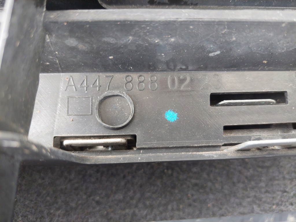 фото №8, Mercedes v klasa w447 решётка радиатора решётка радиатора бампера