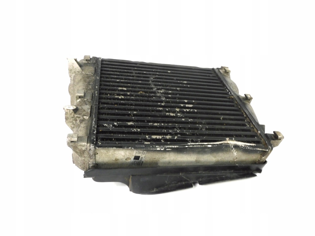 Touareg ceyenne радиатор интеркулер 7l5145804c в Украине