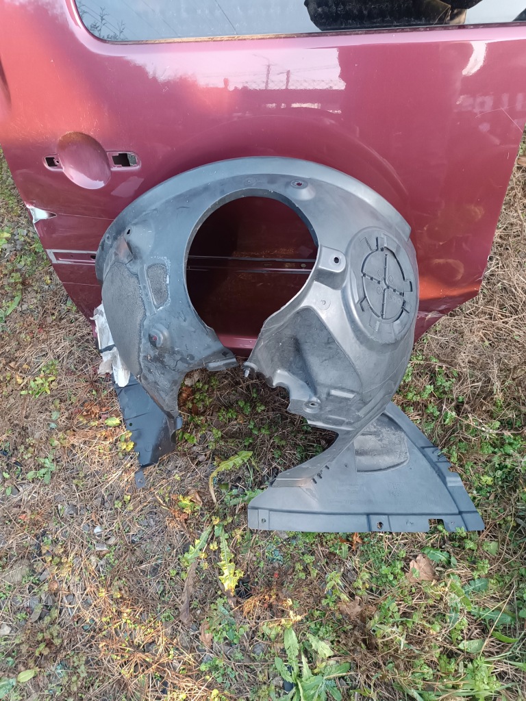 Купити Mini f55 f56 підкрилок ліва передні 51717290789