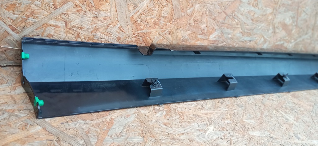 фото №10, Volvo s60 iii v60 ii 18- поріг накладка поріг молдинг поріг права 31448912