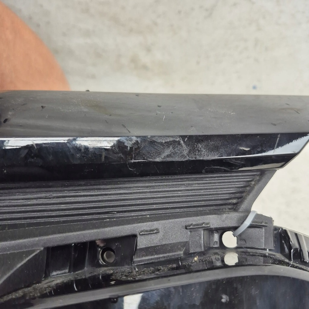 фото №10, Renault captur ii 19- бампер перед передний решётка радиатора 620260503r