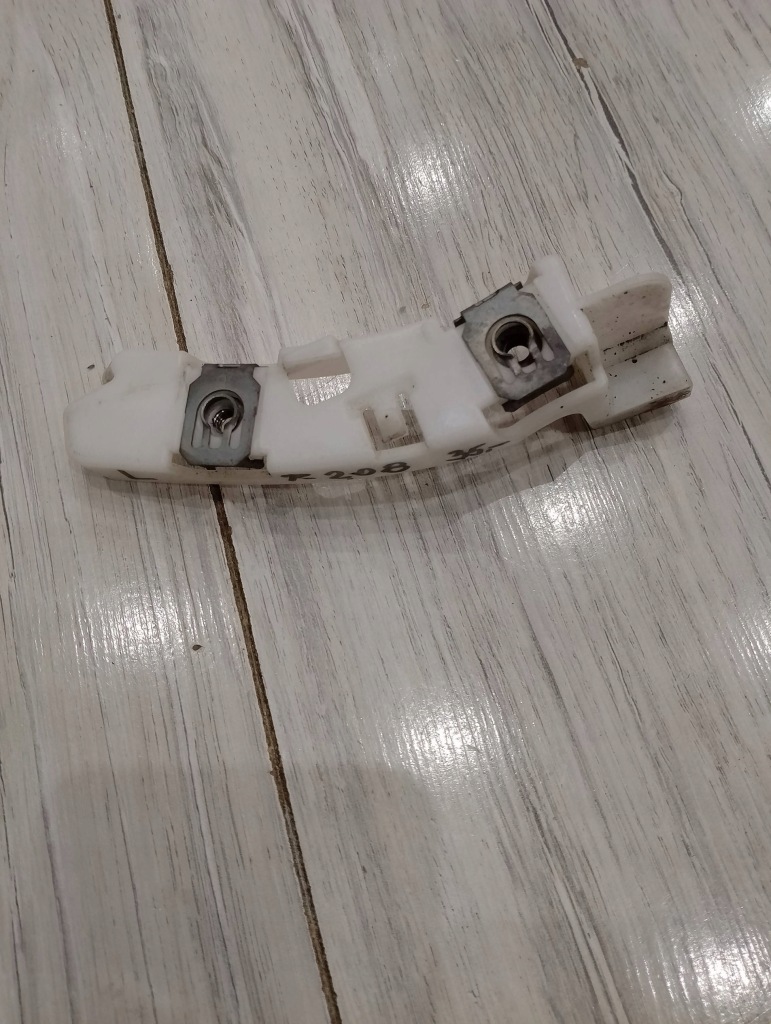 фото №1, Напрямна бампера перед лівий peugeot 208