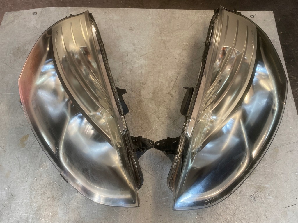 фото №1, Лампа левая правая комплект renault clio iv 260102796r 260601850r