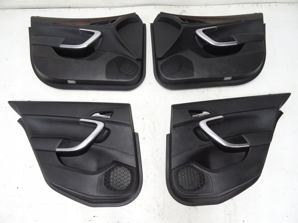 фото №1, Opel insignia a обшивки обивка дверь комплект