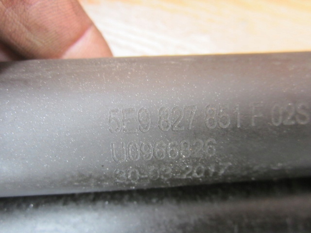 фото №13, Skoda octavia iii kombi lift привод крышки задняя pr 5e9827852f le 5e982851f