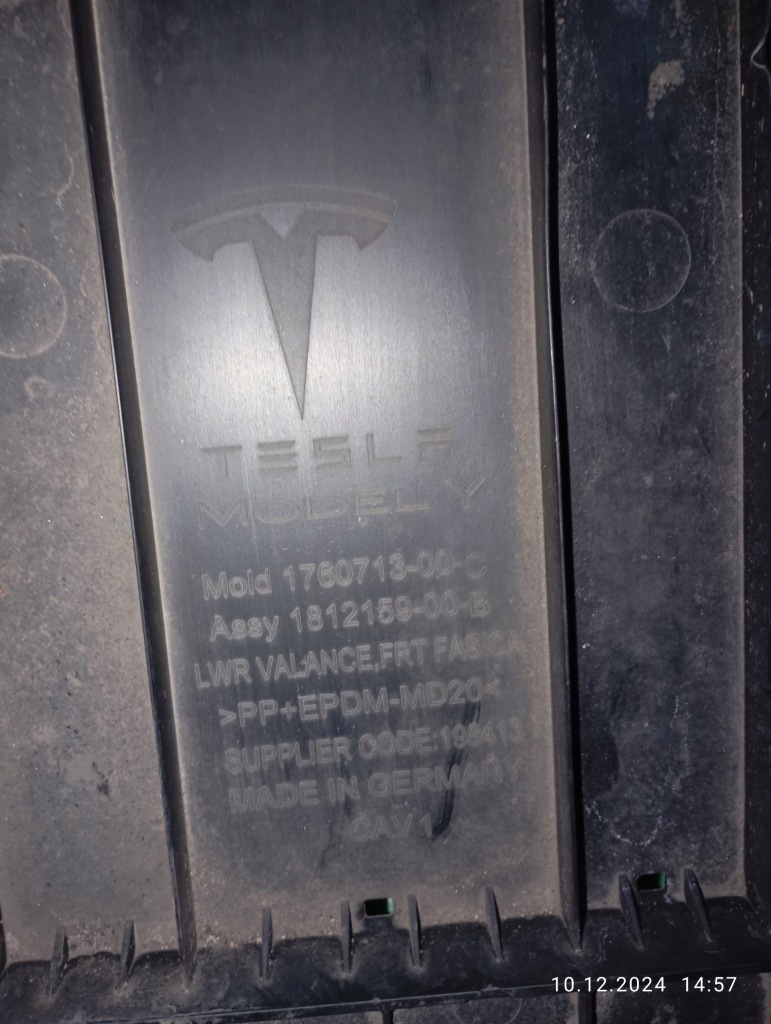 фото №11, Плита захист pod бампер tesla model y 1760713-00-c 1812159-00-b