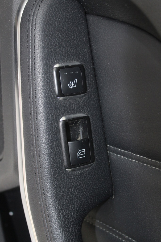 фото №14, Mercedes e w212 sedan заднє сидіння обшивка задня лівий правий підігрівається lift 9e43