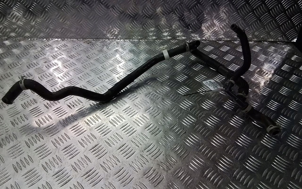 фото №4, Yaris iv cross шланг радіатора патрубок