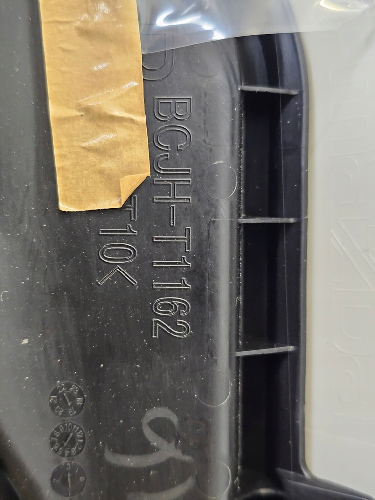 фото №11, Обшивка защита заглушка стойка левая правая mazda 3 bp iv