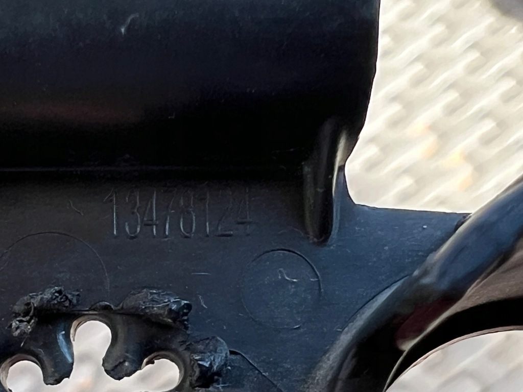 Opel crossland кронштейн датчика паркування 13478123 13478124 Київ