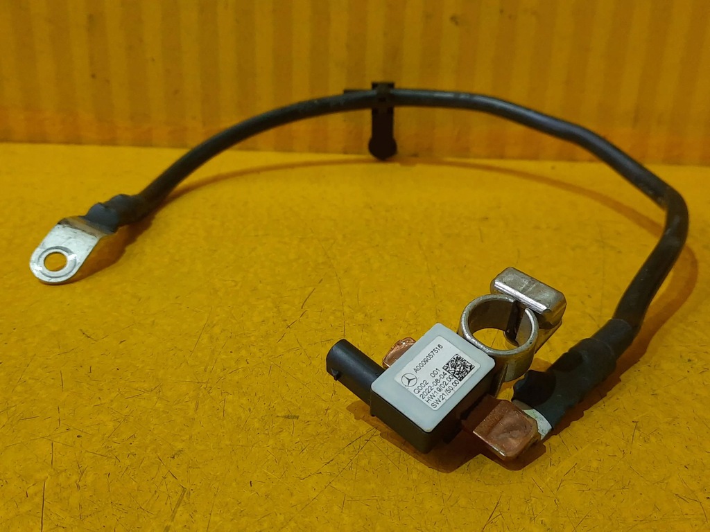 фото №1, Mercedes r230 клема мінусова a0009057516