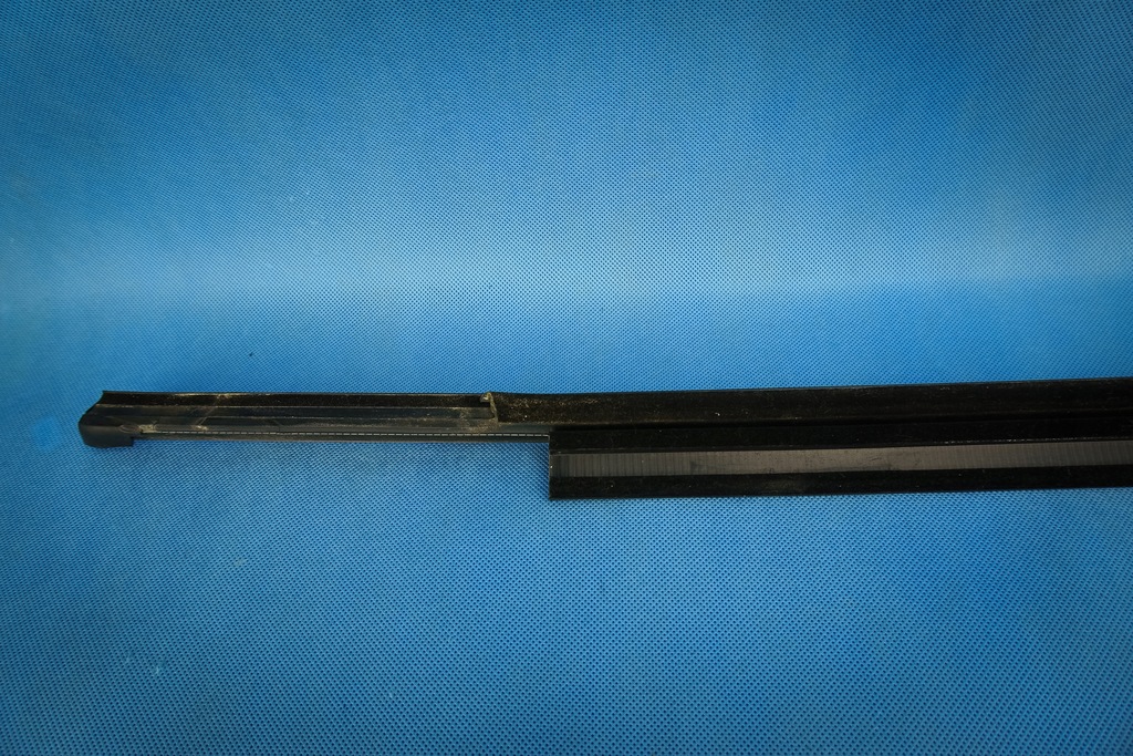 фото №6, Молдинг ущільнювач двері задня лівий piano audi a8 s8 4h 4h0853763f t94