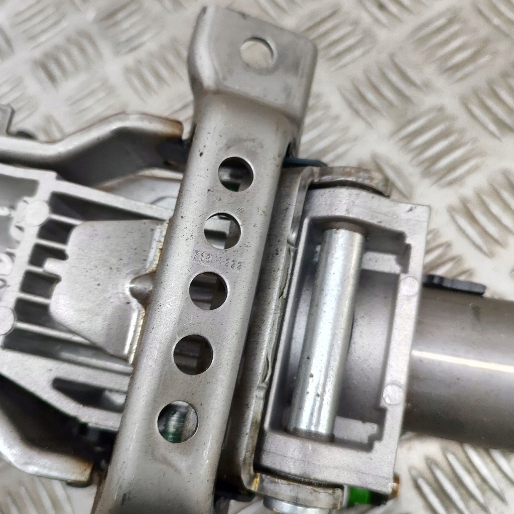 фото №6, Audi q8 2023 частина механічний системи кермовий