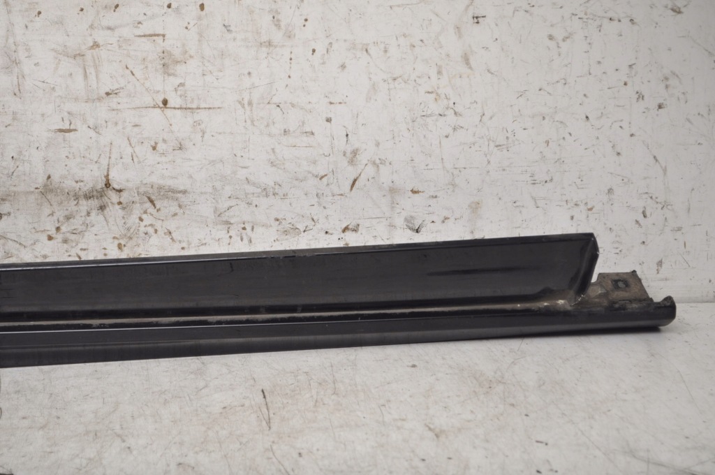 фото №2, Ford focus mk4 накладка порог правая