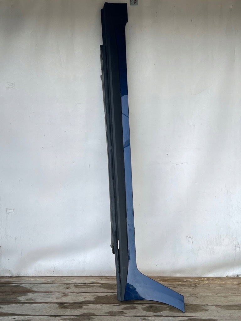 Купити Молдинг накладка поріг права bmw i4 g26 51778737086