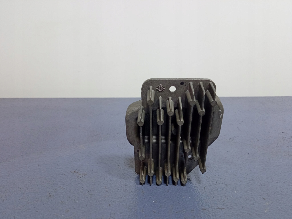 фото №1, Toyota corolla cross xg10 модуль преобразователь лампы led правая p00132521