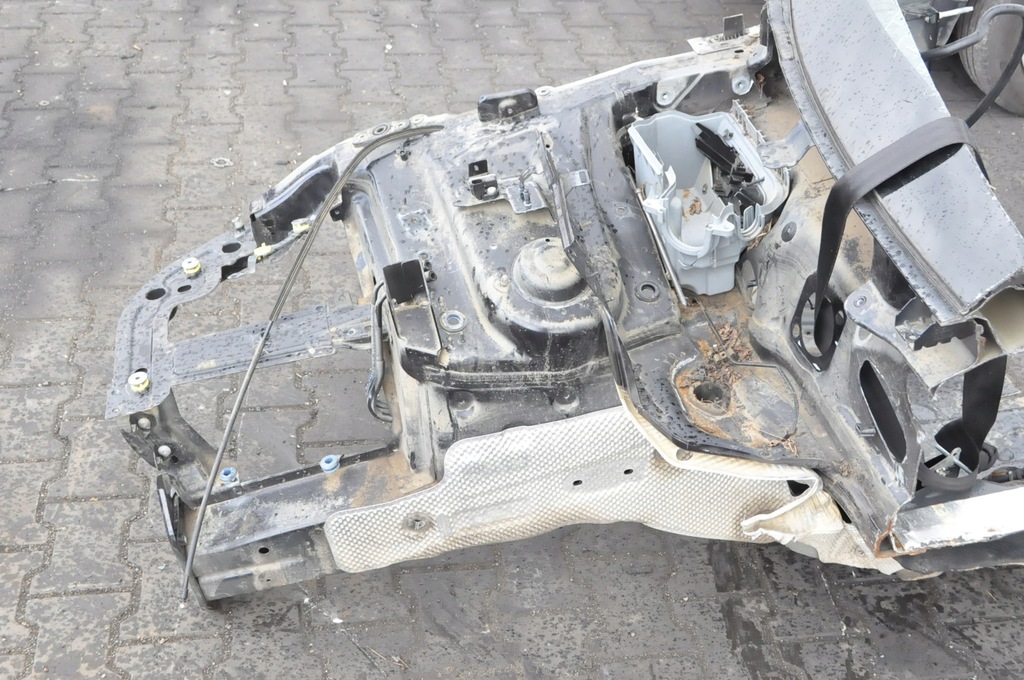 фото №5, Porsche macan чверть лонжерон права перед передня підкрилок