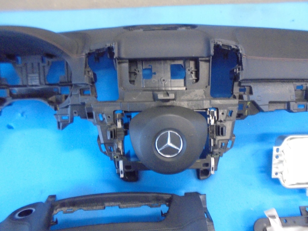 фото №6, Mercedes gle w166 amg панель приладів приладова консоль подушки безпеки ремені