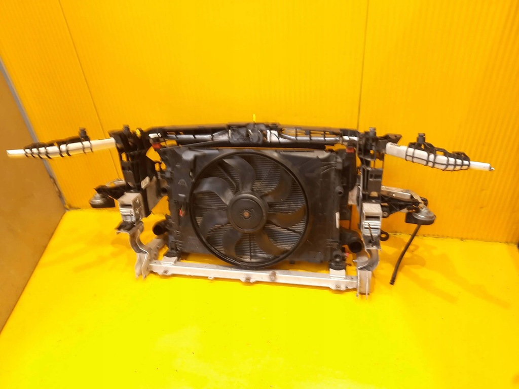 фото №10, Mercedes-benz a w176 2.0 cgi pas перед радиатор балка комплект