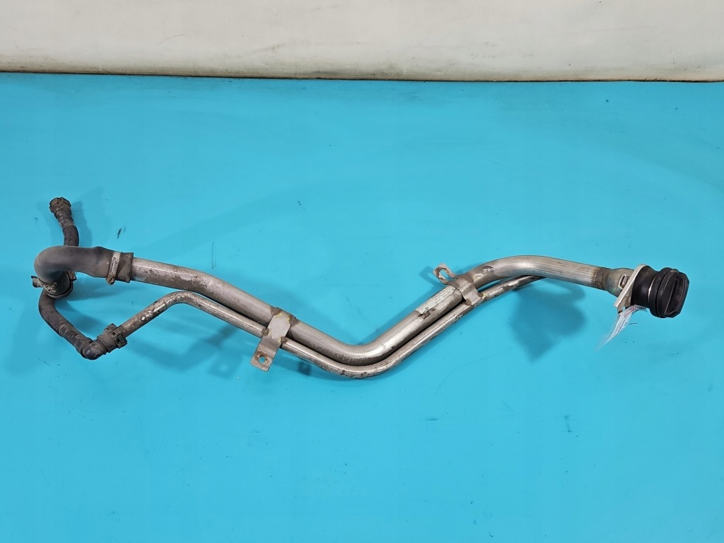 Купити Труба заливна горловина пального land rover discovery sport 14- l550