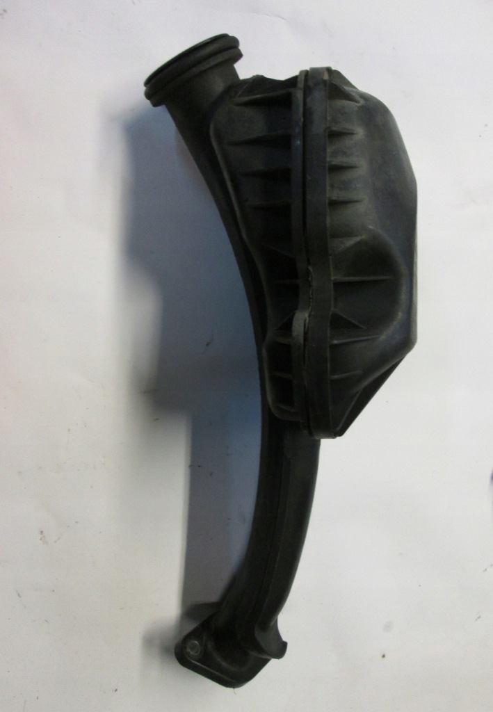 фото №2, Volvo v60 s60 ii 2.4 d5 труба резонатор повітря