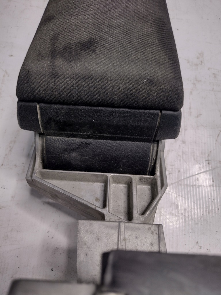 фото №9, Подлокотник volkswagen passat b5