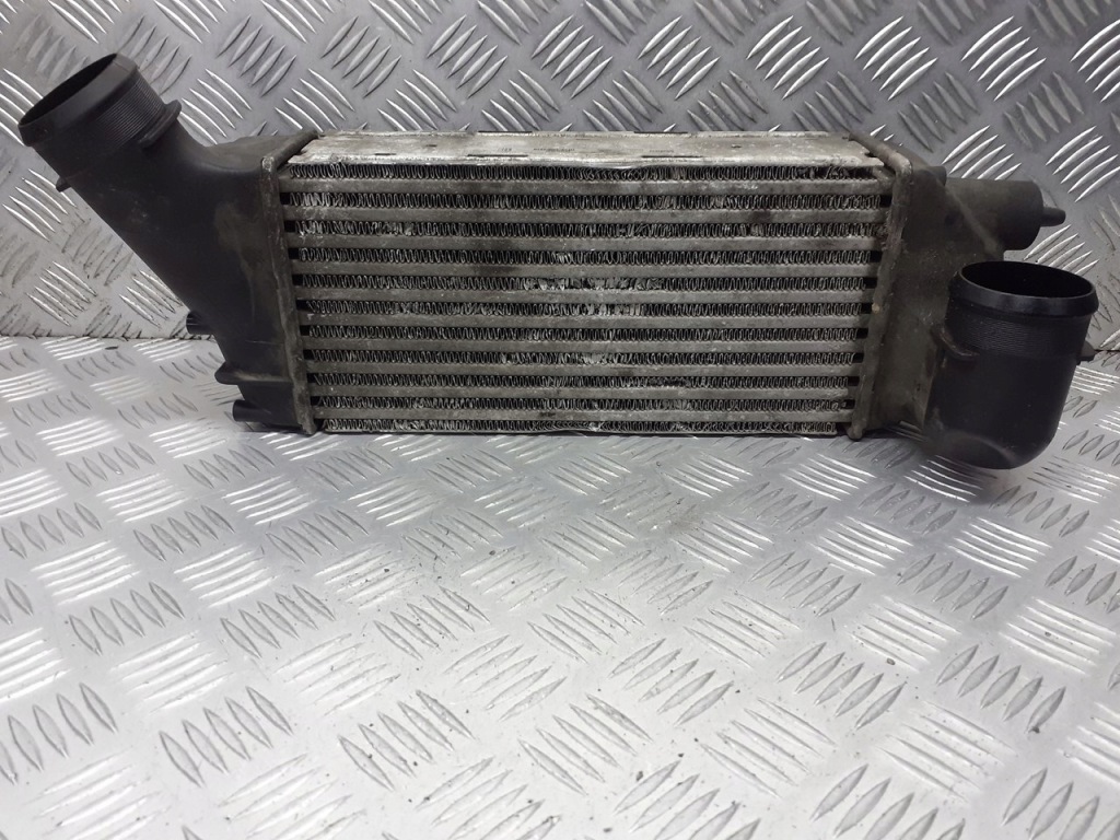 Купить Интеркулер citroen c4 picasso 2.0 hdi 9656525880