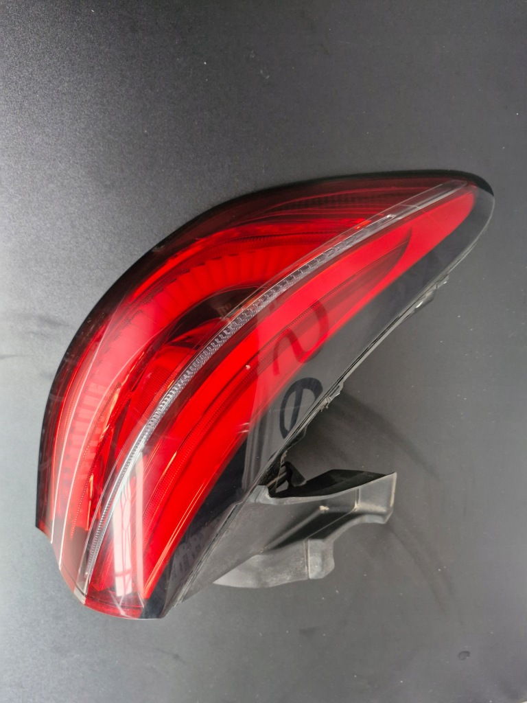 Mg hs лампа задняя левая Доставка