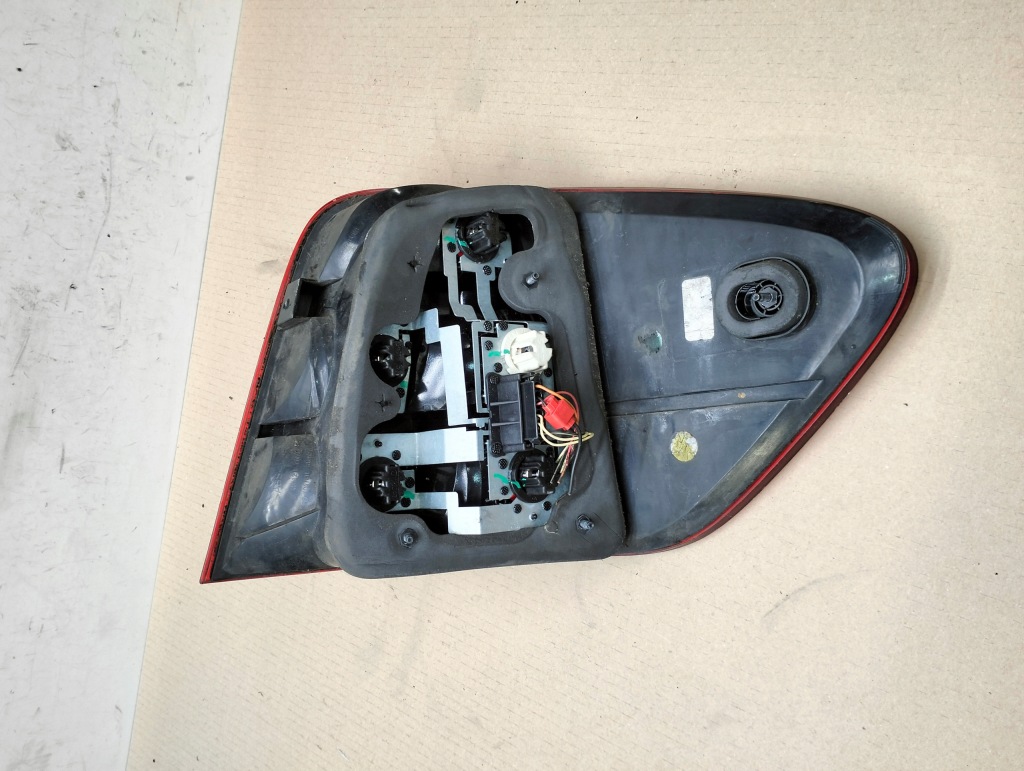 фото №11, Лампа левая задняя mercedes ml w164 lata 2005-2008