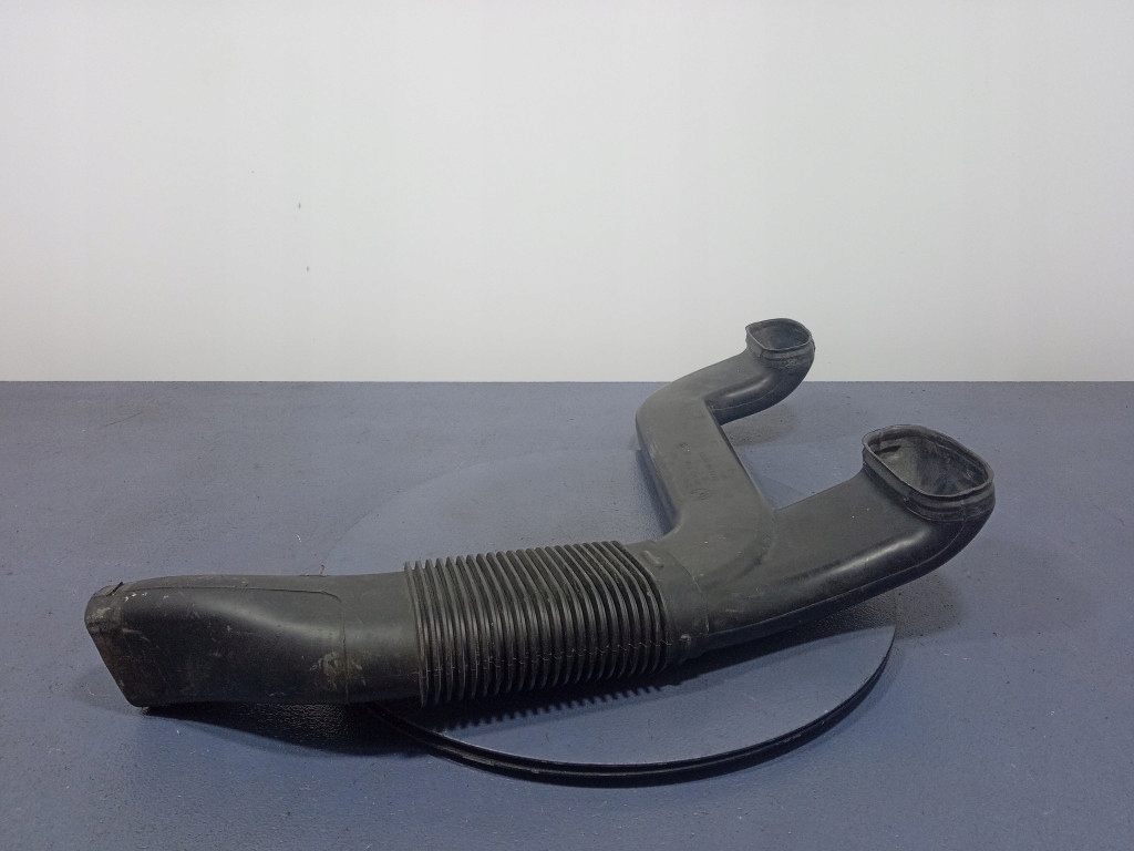 фото №3, Bmw x6 e71 труба воздухозаборник воздуха 8518060