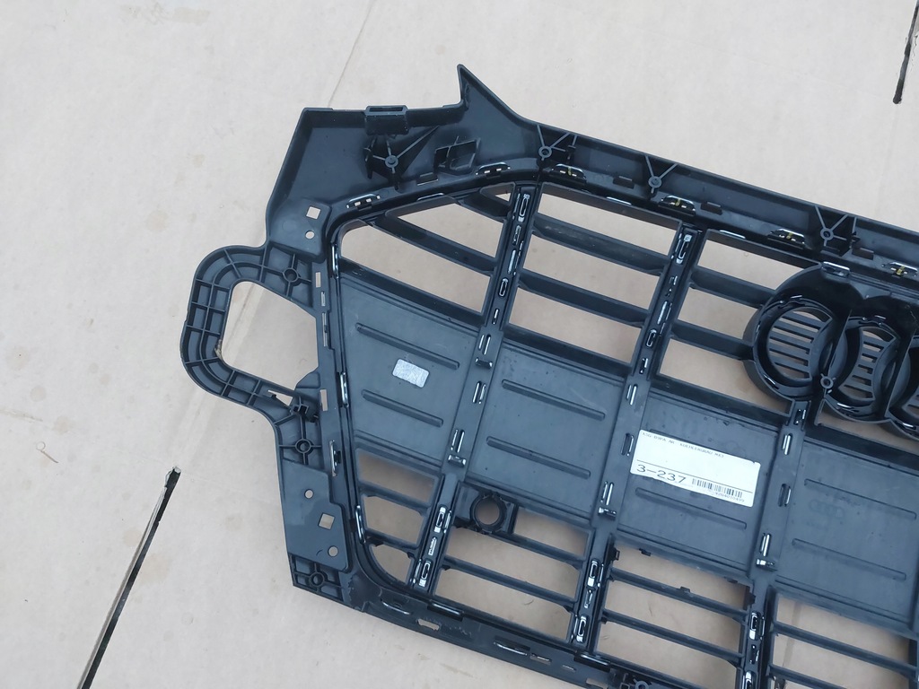 фото №6, Решітка радіатора бампера audi a4 b9 allroad 8w оригінал