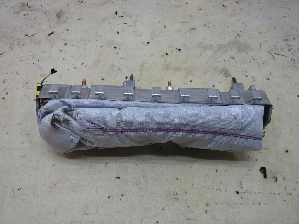 фото №1, Подушка коленная volvo v40 ii p03127143