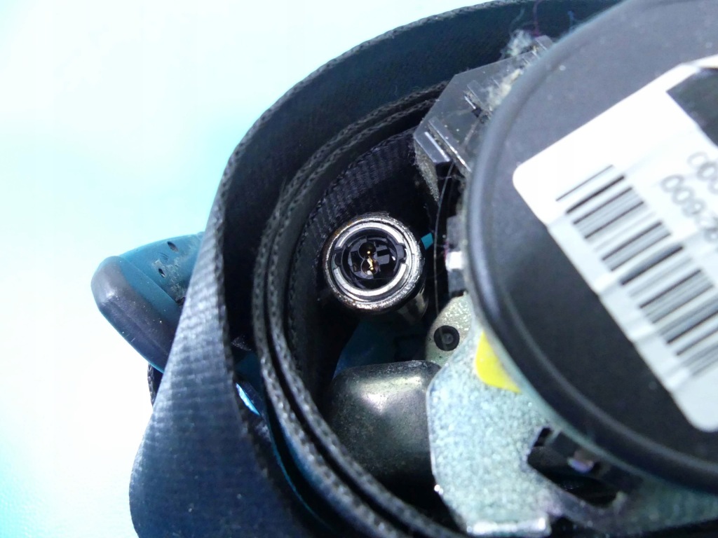 фото №3, Pas безопасности перед левый водителя skoda rapid 12-16 eu