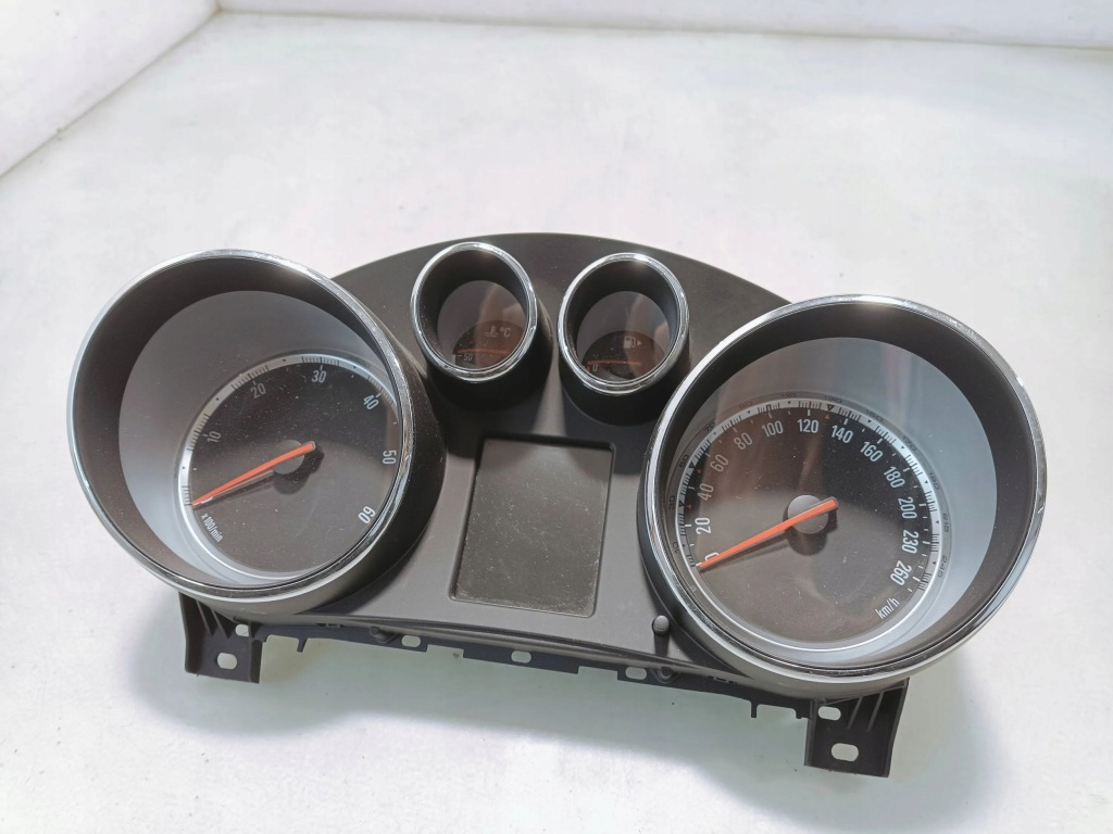 фото №1, 2013 opel insignia a лічильник 22956326