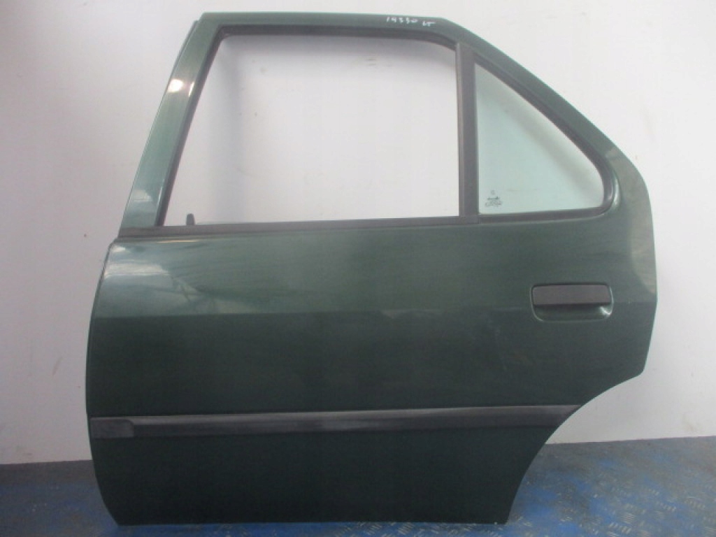 фото №1, Peugeot 306 lift hb полный дверь задняя левая зелёные