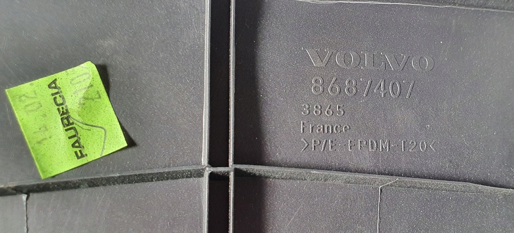 фото №12, Туннель средний подлокотник volvo c70 ii cabrio