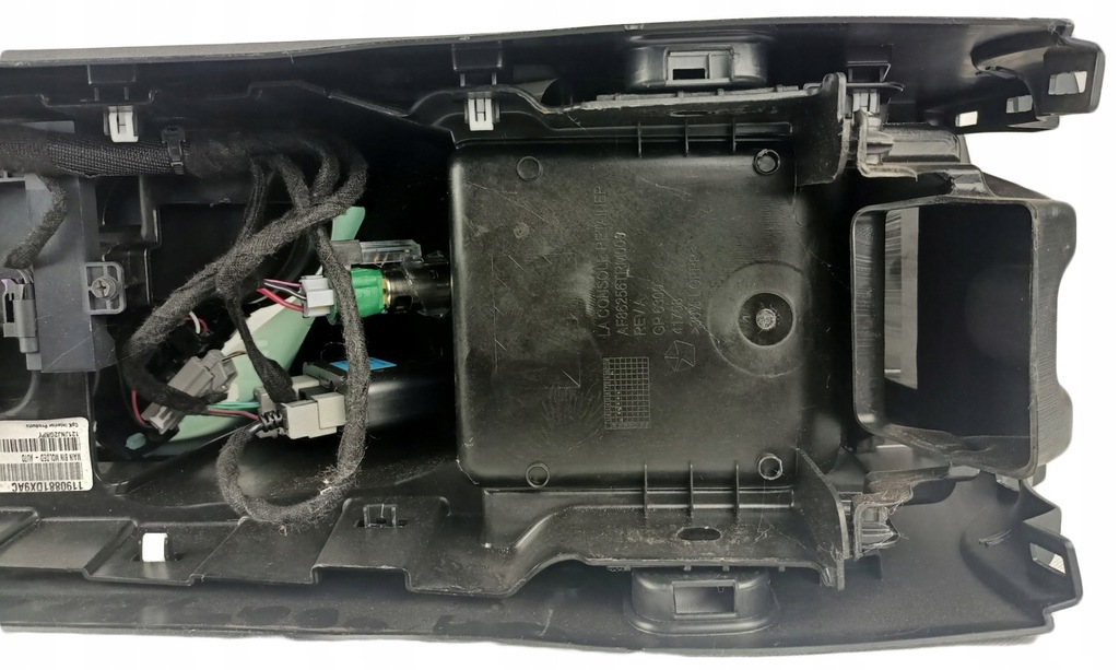 фото №10, Туннель средний выборщик dodge chalenger 2015+