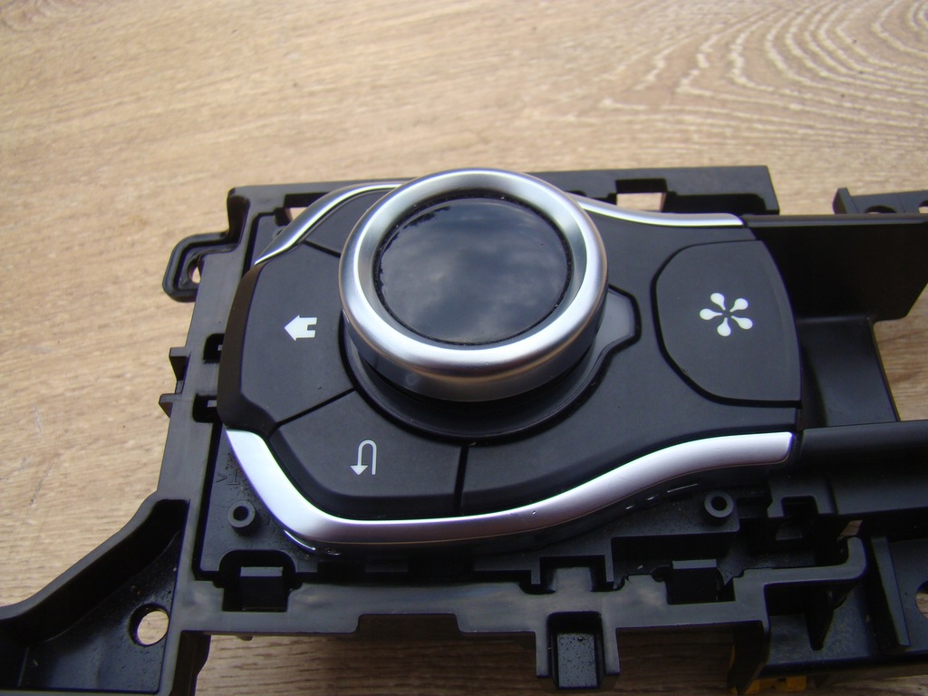 фото №8, Renault talisman панель навигации