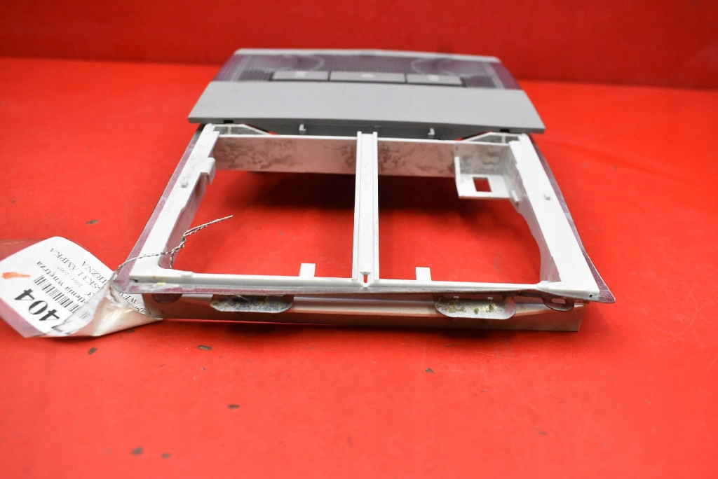 фото №9, Лампа освещение салона перед 13111872 opel astra 3 iii h 04-07