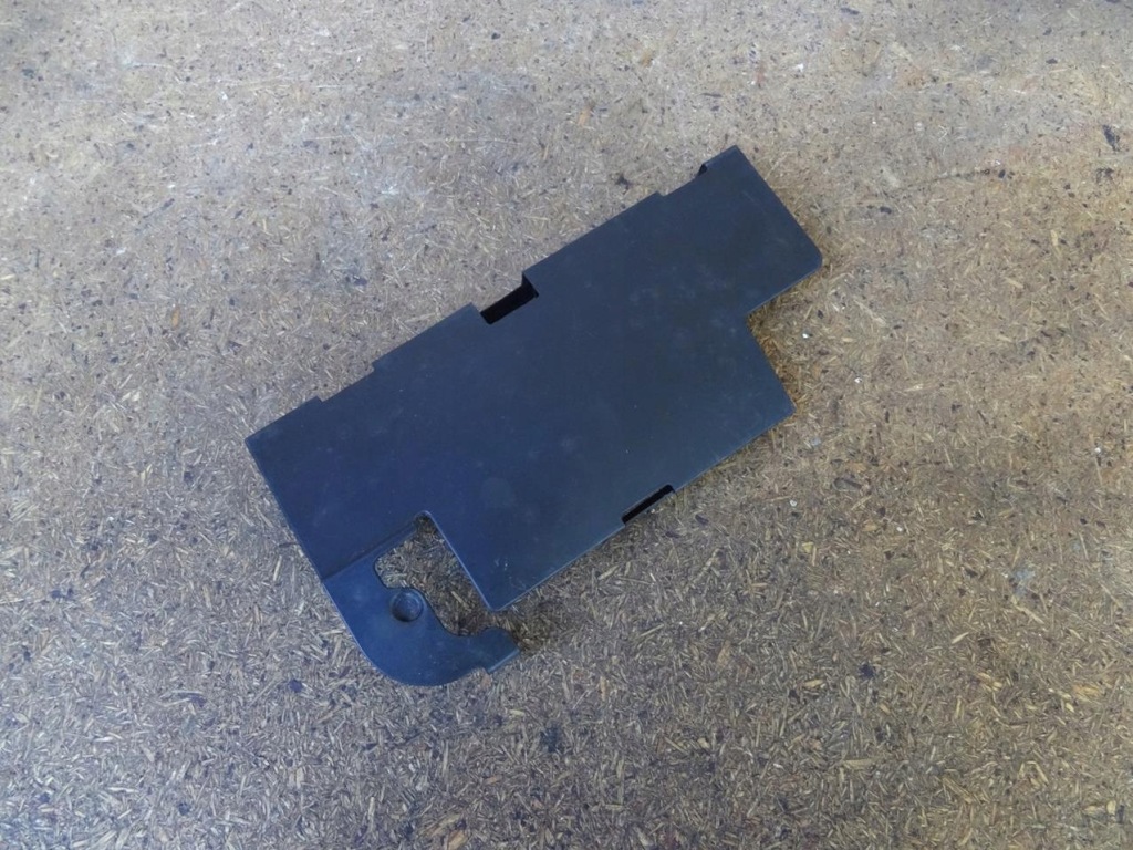 Audi a5 8t a4 b8 8k крышка корпус аккумулятор 8k0915429g Цена